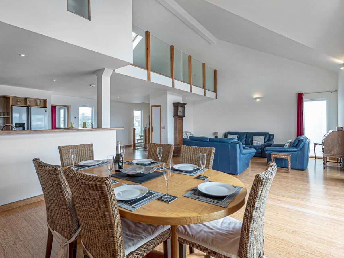 Pass The Keys Celyn Y Mor Stunning Rhosneigr Family Beach House Exterior foto